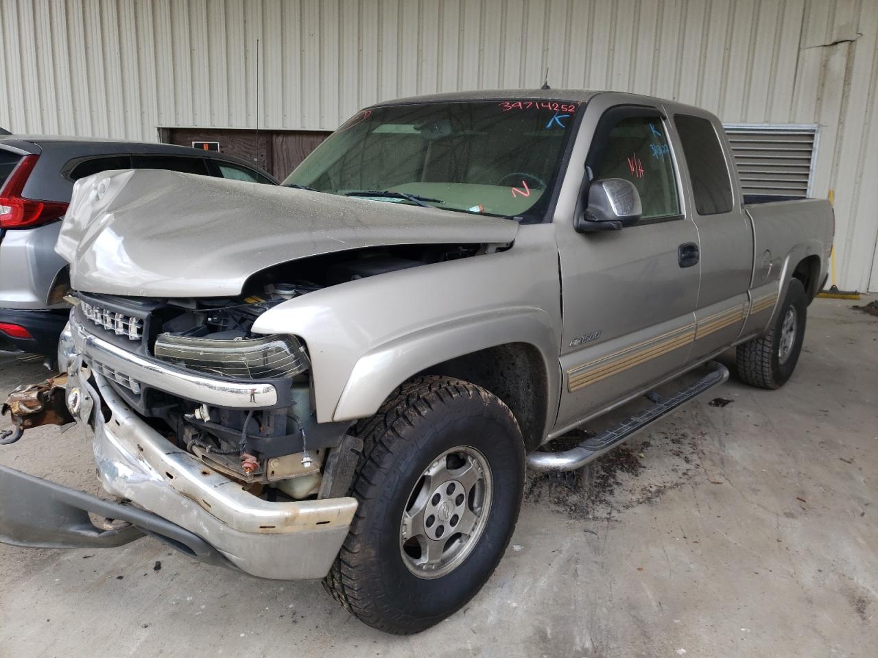 Foto 2 de la subasta – 2002 CHEVROLET SILVERADO con VIN 2GCEK19T121325783