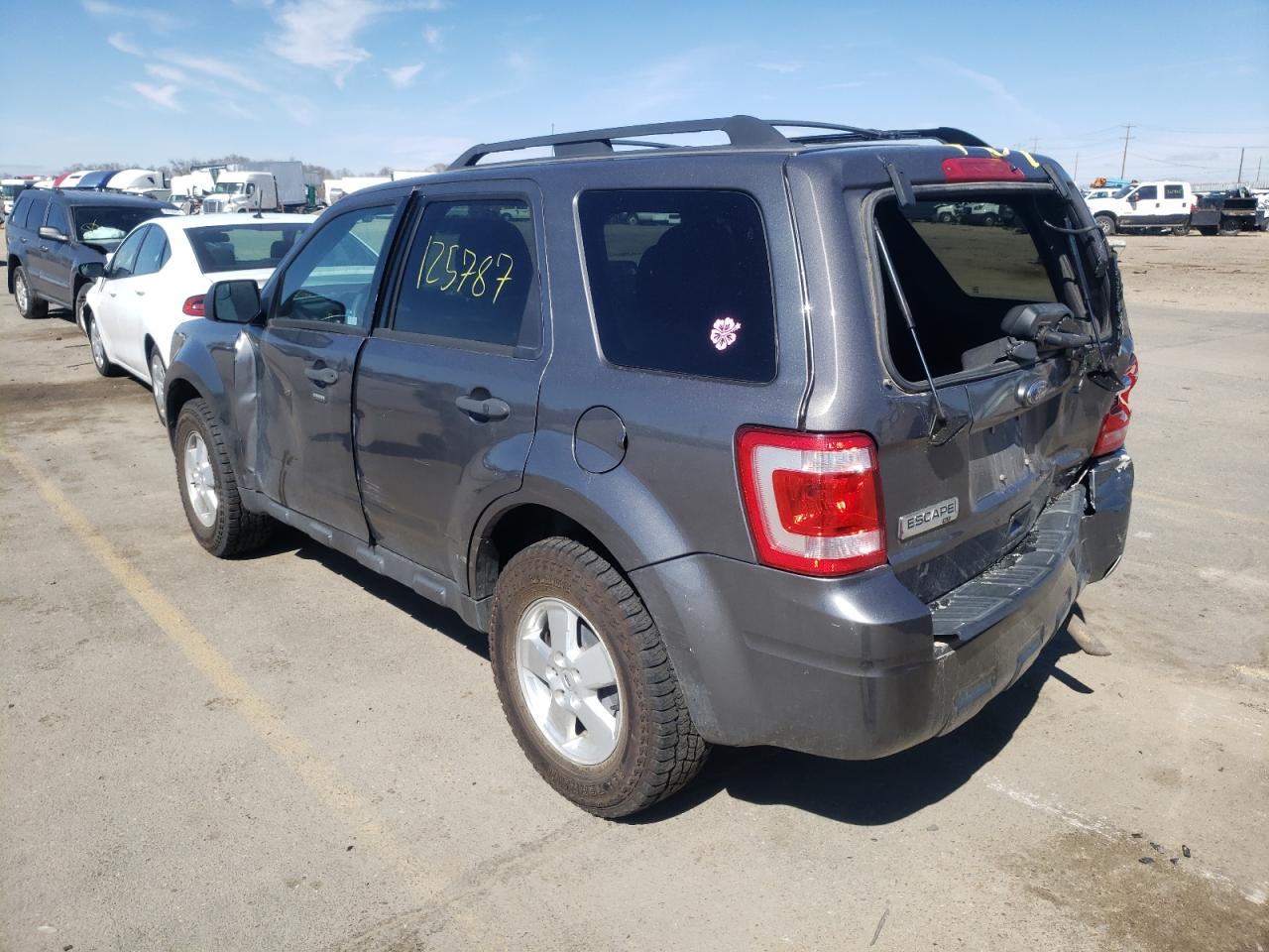 Foto 3 de la subasta – 2011 FORD ESCAPE XLT con VIN 1FMCU0D73BKB05000