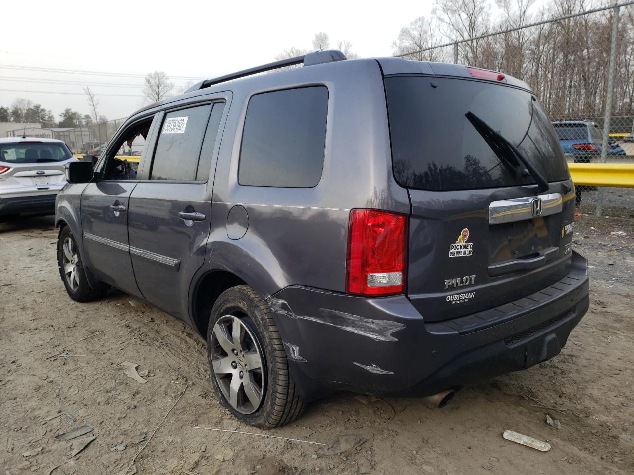 Photo 3 from auction – 2015 HONDA PILOT TOUR with VIN 5FNYF4H96FB061780