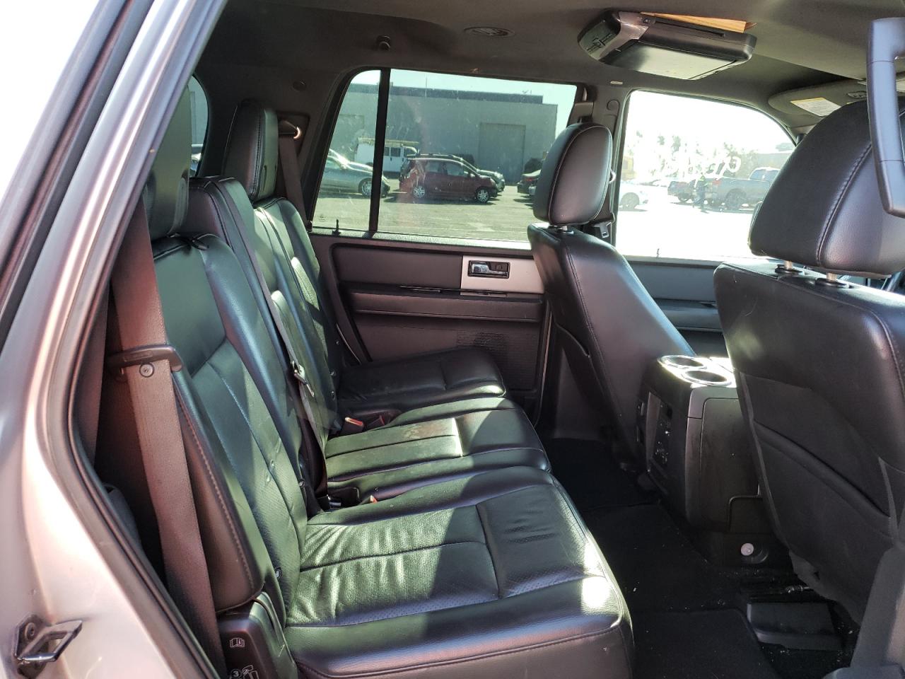 Photo 6 from auction – 2013 FORD EXPEDITION with VIN 1FMJU1K54DEF57408