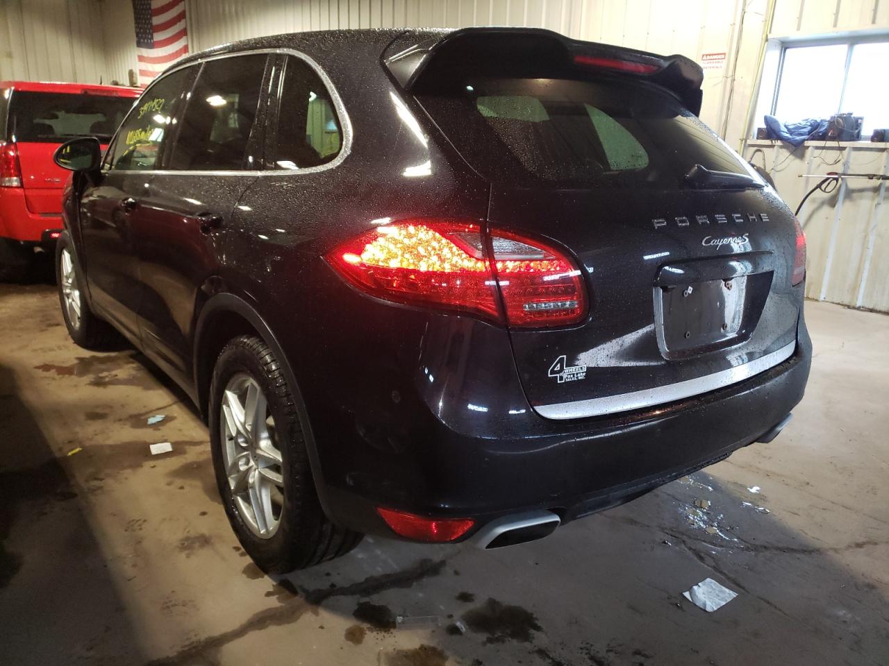 Photo 3 from auction – 2012 PORSCHE CAYENNE S with VIN WP1AB2A24CLA48919