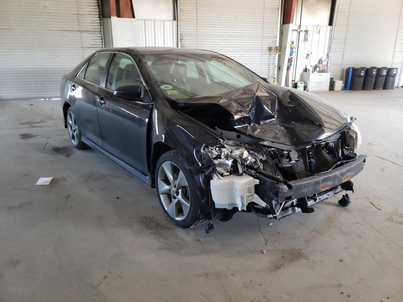 Photo 1 from auction – 2014 TOYOTA CAMRY L with VIN 4T1BF1FK2EU765633