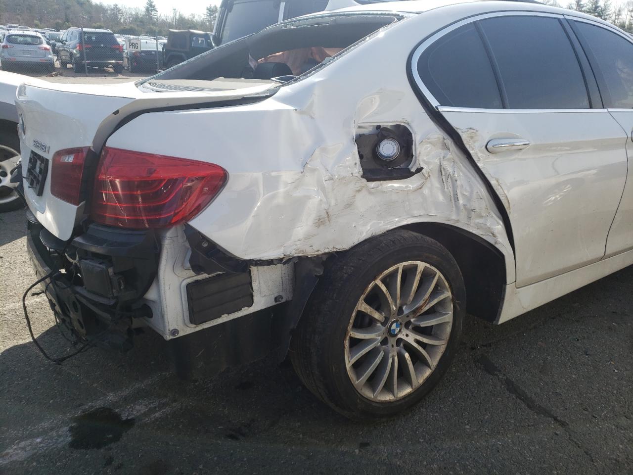 Photo 10 from auction – 2015 BMW 528 XI with VIN WBA5A7C5XFD623725