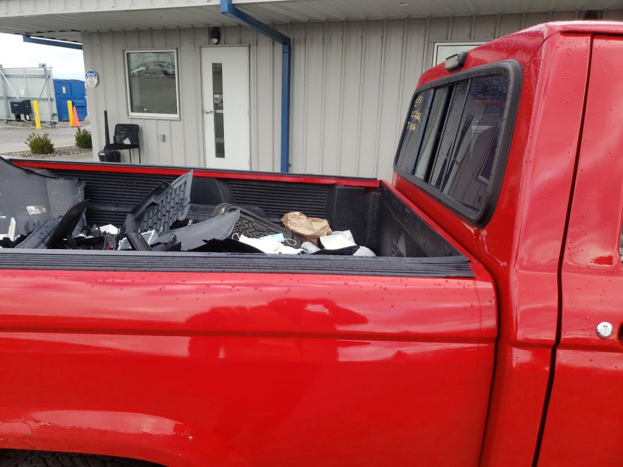 Photo 6 from auction – 1992 FORD RANGER with VIN 1FTCR11A1NUB66639