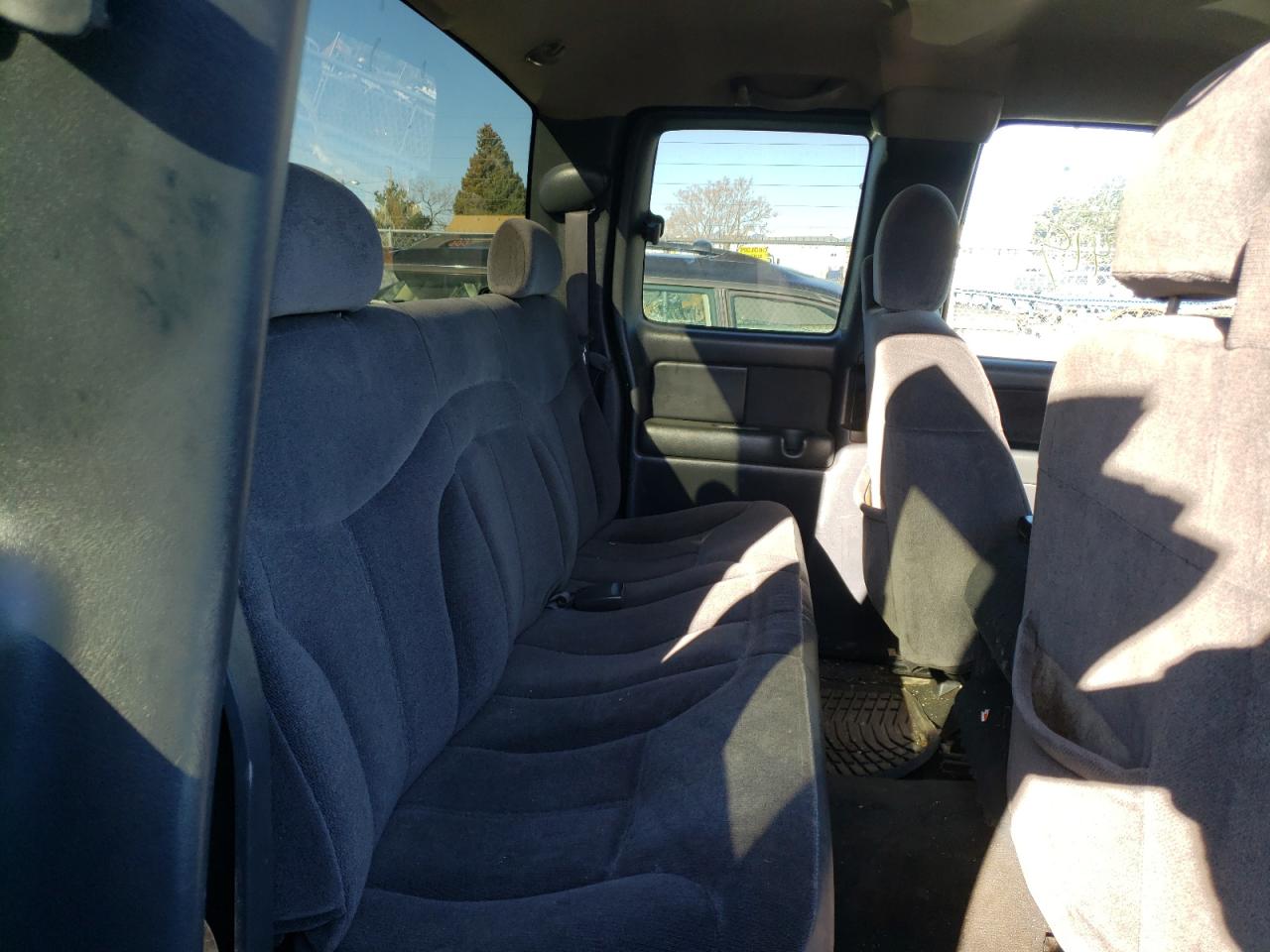 Photo 6 from auction – 2001 GMC NEW SIERRA with VIN 2GTEK19T611238752
