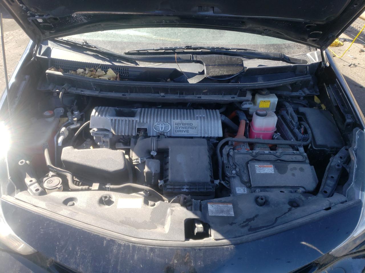 Photo 7 from auction – 2016 TOYOTA PRIUS V with VIN JTDZN3EU0GJ044560