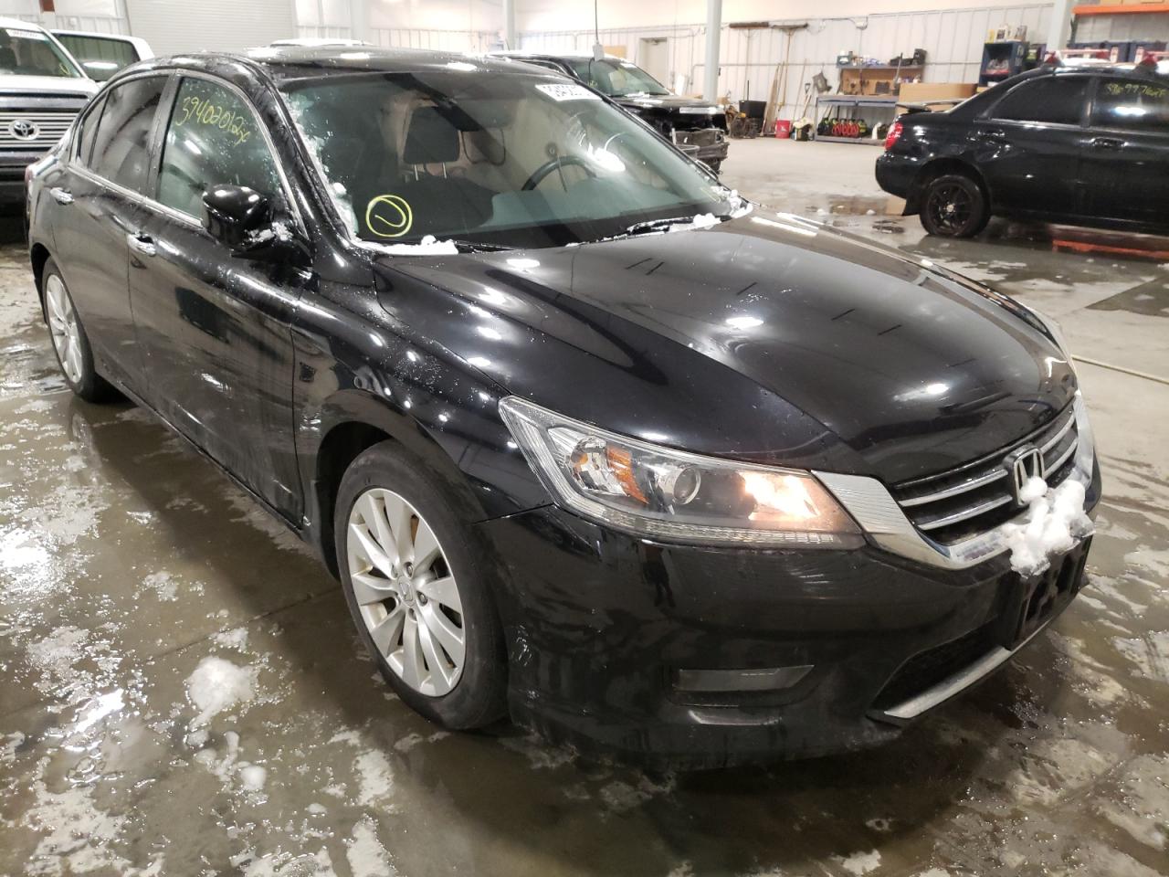HONDA ACCORD EXL 2015 with VIN 1HGCR2F87FA274537 - Photo from auction