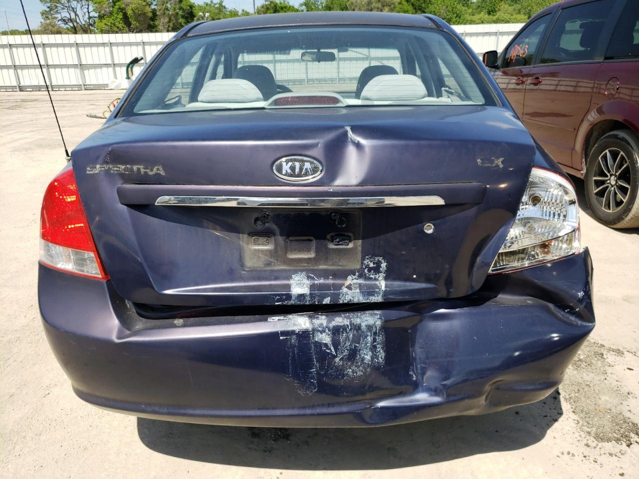 Photo 9 from auction – 2008 KIA SPECTRA with VIN KNAFE121285502270