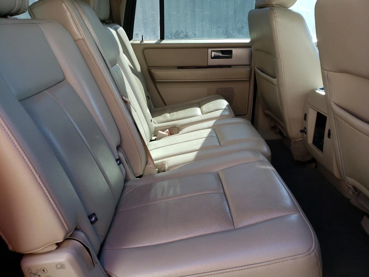 Photo 6 from auction – 2010 FORD EXPEDITION with VIN 1FMJK2A59AEB03535