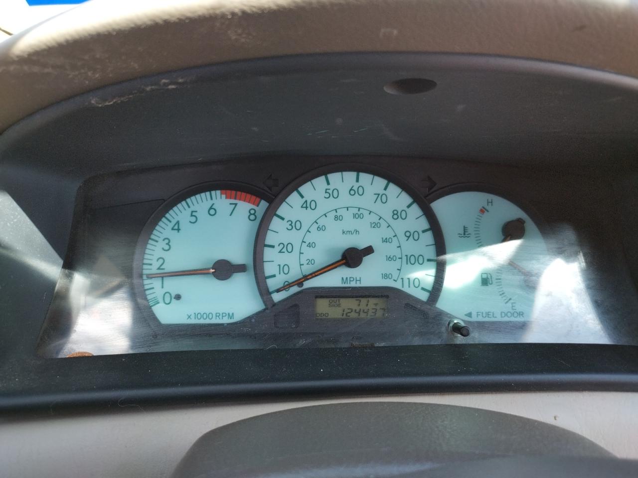 Photo 8 from auction – 2003 TOYOTA COROLLA LE with VIN 1NXBR32E53Z142345