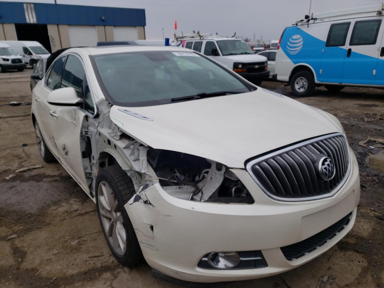 BUICK VERANO 2013 with VIN 1G4PS5SK0D4224013 - Photo from auction