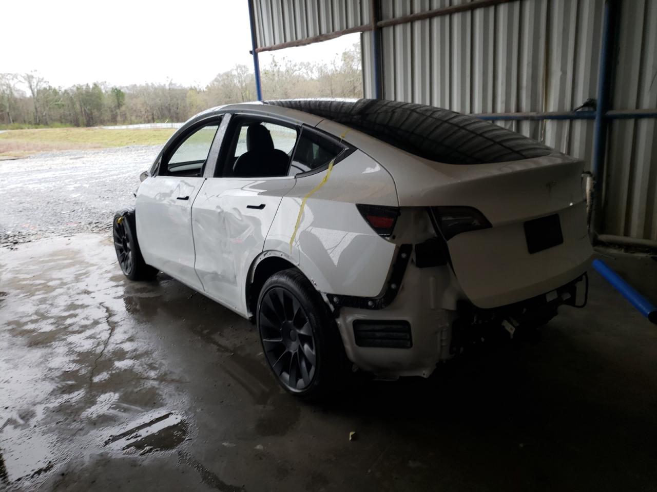 Photo 3 from auction – 2021 TESLA MODEL Y with VIN 5YJYGAEE5MF296441