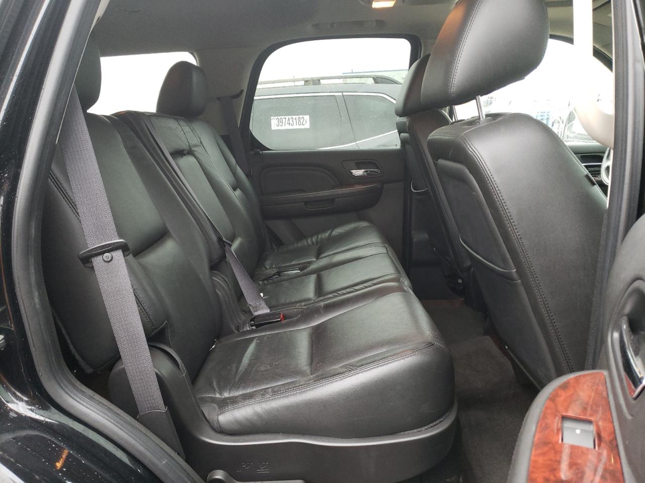 Photo 6 from auction – 2011 CADILLAC ESCALADE H with VIN 1GYS4EEJ2BR301258