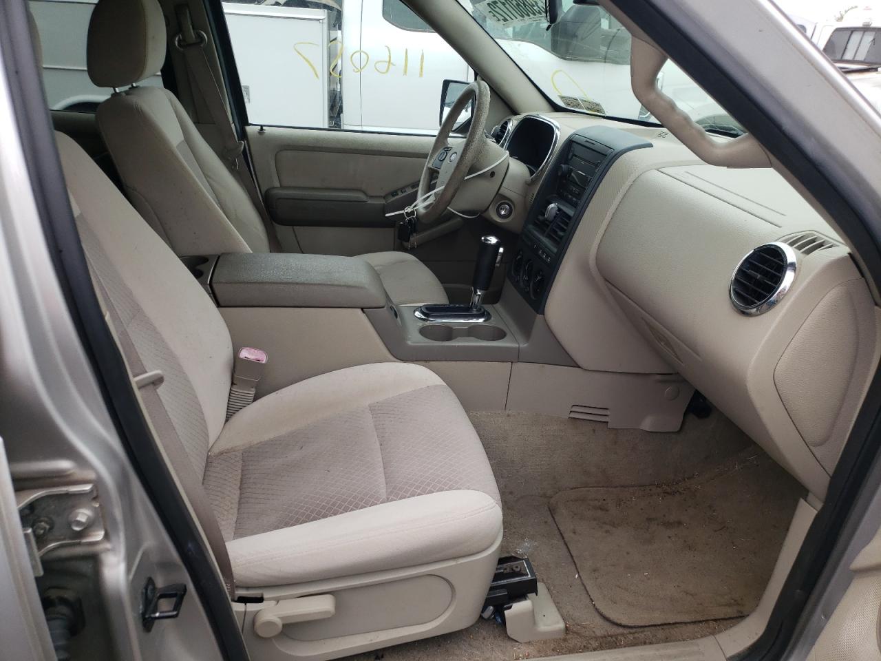 Photo 5 from auction – 2006 FORD EXPLORER X with VIN 1FMEU72E76UA26006