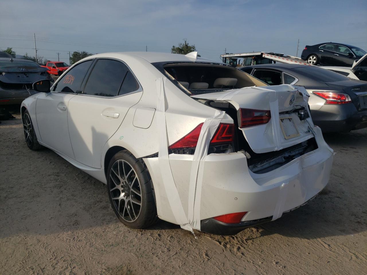 Photo 3 from auction – 2014 LEXUS IS 250 with VIN JTHBF1D27E5014673