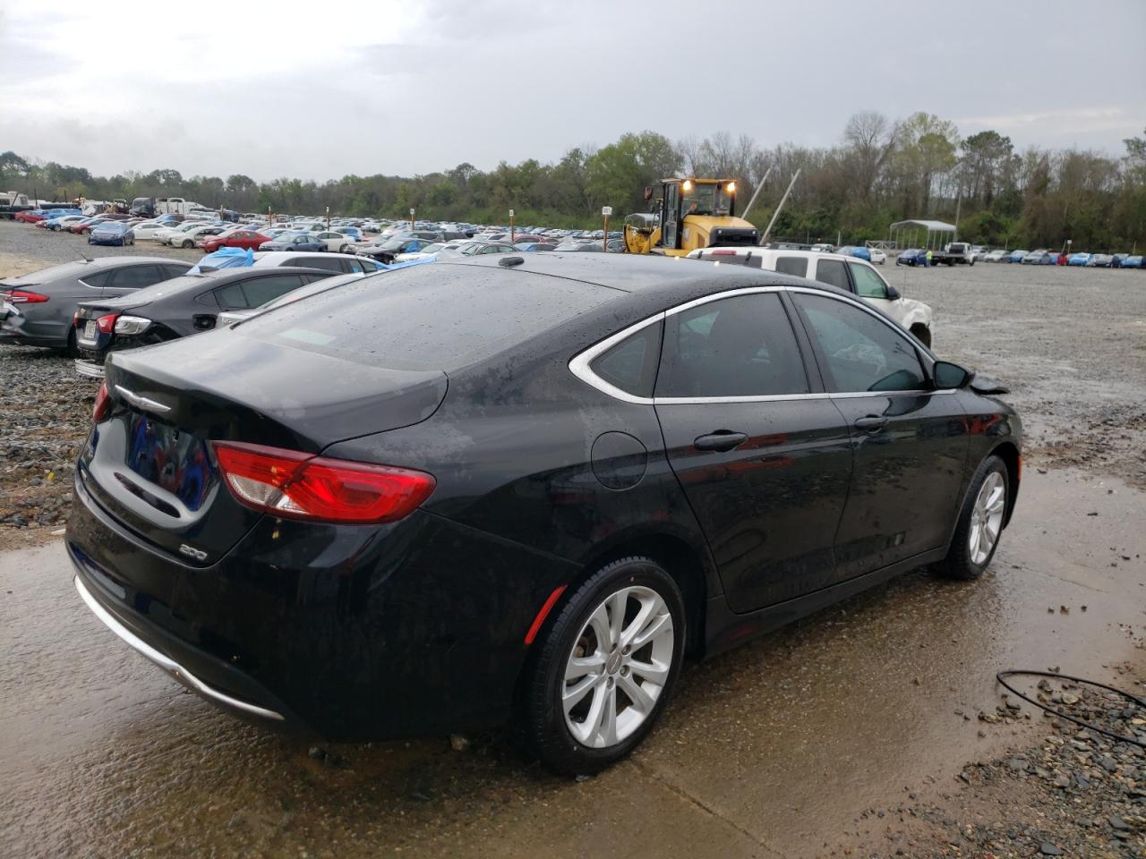 Photo 4 from auction – 2015 CHRYSLER 200 LIMITE with VIN 1C3CCCAB4FN598938