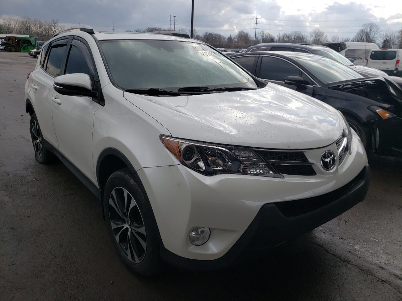Photo 1 from auction – 2015 TOYOTA RAV4 LIMIT with VIN 2T3DFREV1FW268746