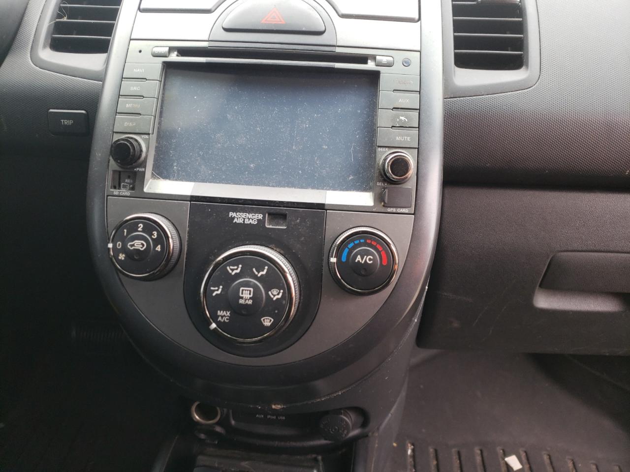 Zdjęcie 9 z aukcji – 2010 KIA SOUL + z VIN KNDJT2A29A7109203