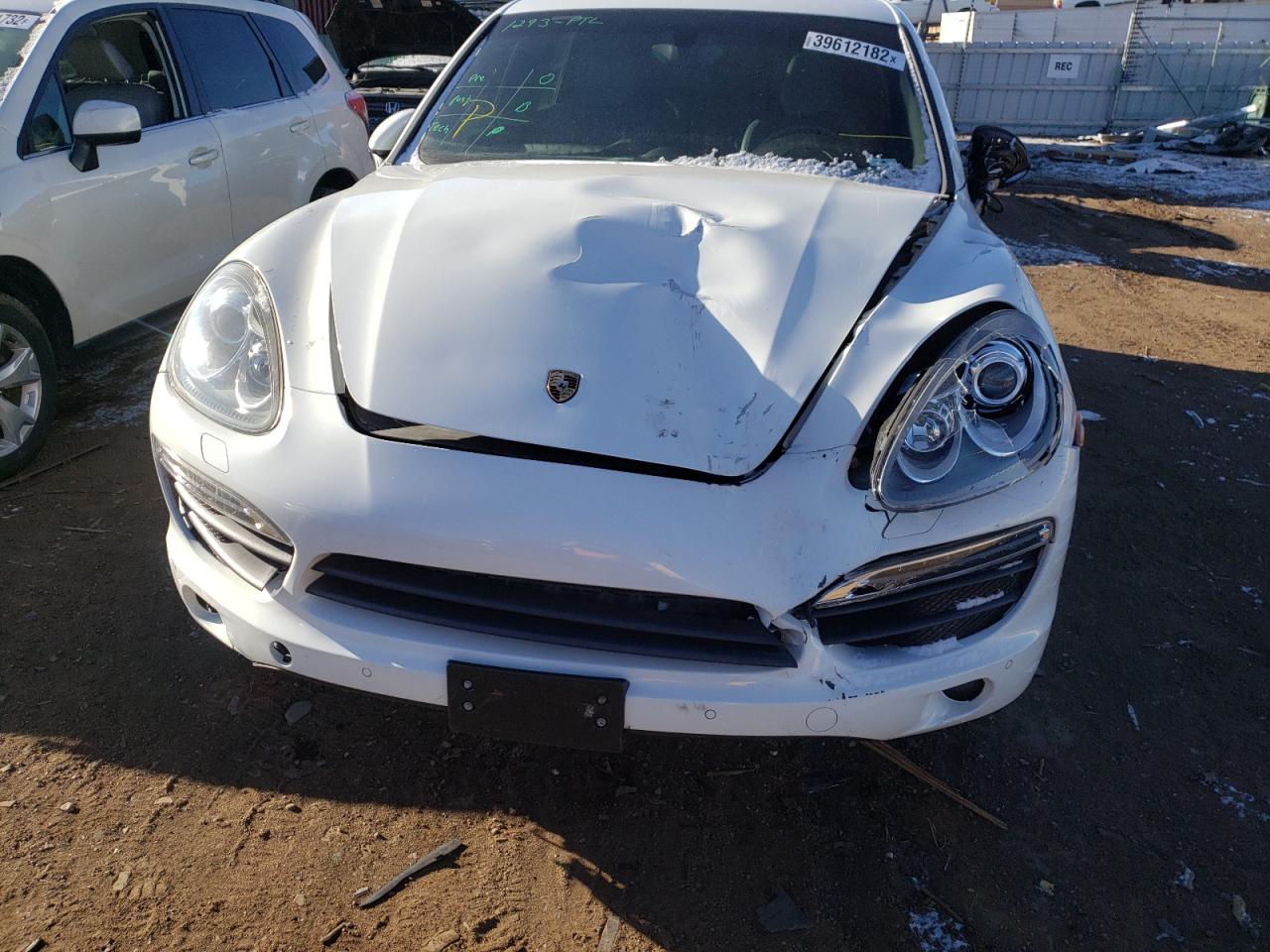 Photo 9 from auction – 2013 PORSCHE CAYENNE S with VIN WP1AB2A23DLA84909