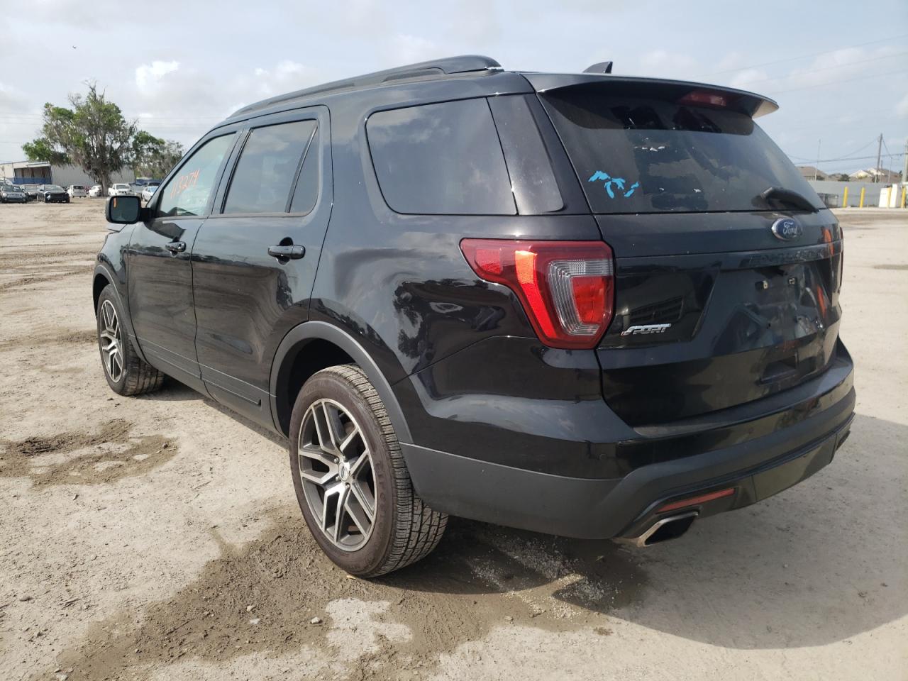Photo 3 from auction – 2016 FORD EXPLORER S with VIN 1FM5K8GT2GGC83187