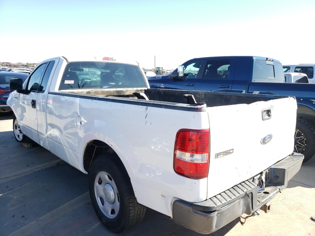 Photo 3 from auction – 2008 FORD F150 with VIN 1FTRF12W38KE33535
