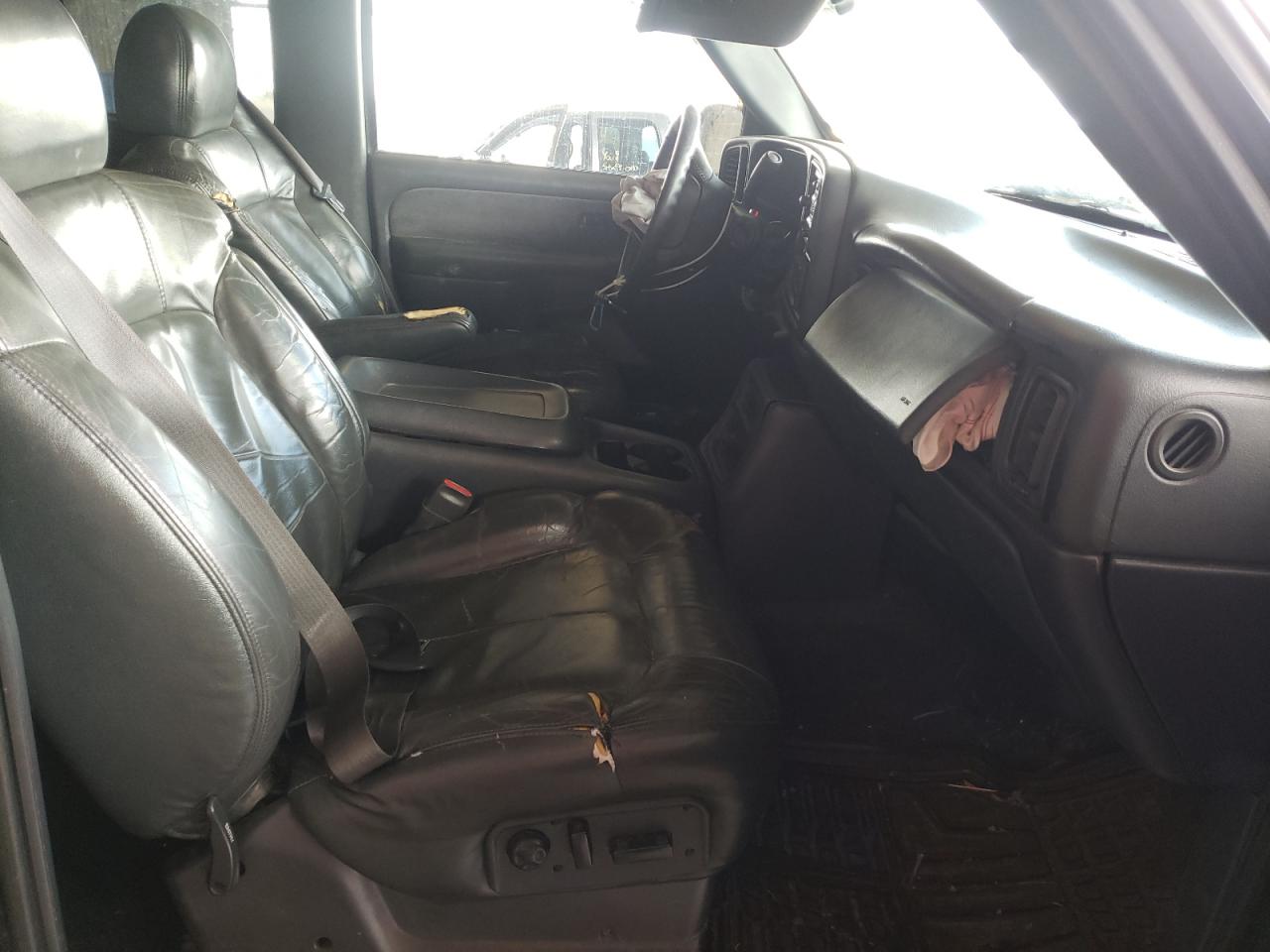Photo 5 from auction – 1999 CHEVROLET silverado with VIN 2GCEC19T7X1235655
