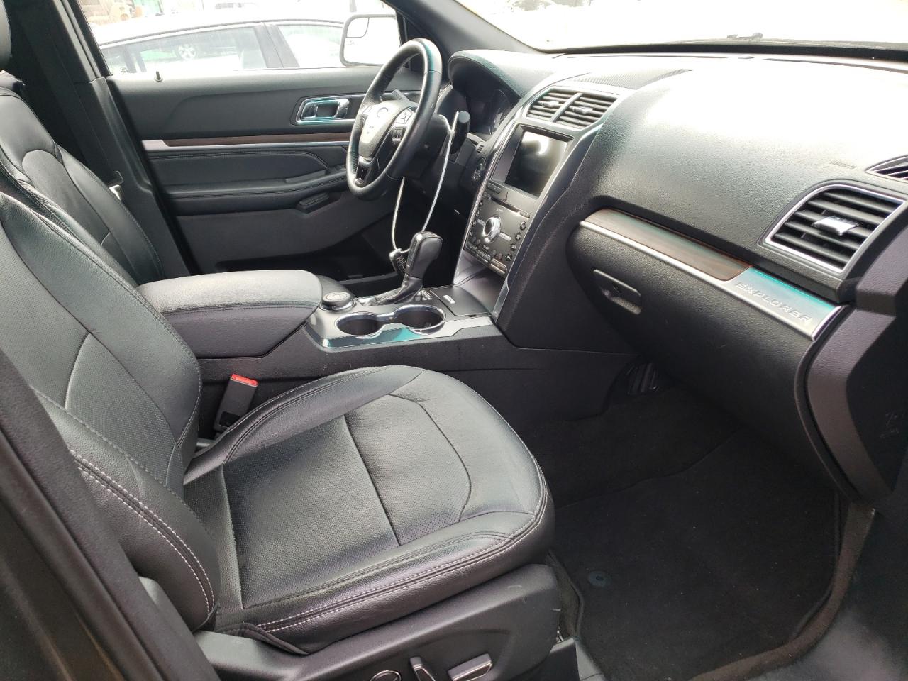 Photo 5 from auction – 2018 FORD EXPLORER L with VIN 1FM5K8F83JGB66397