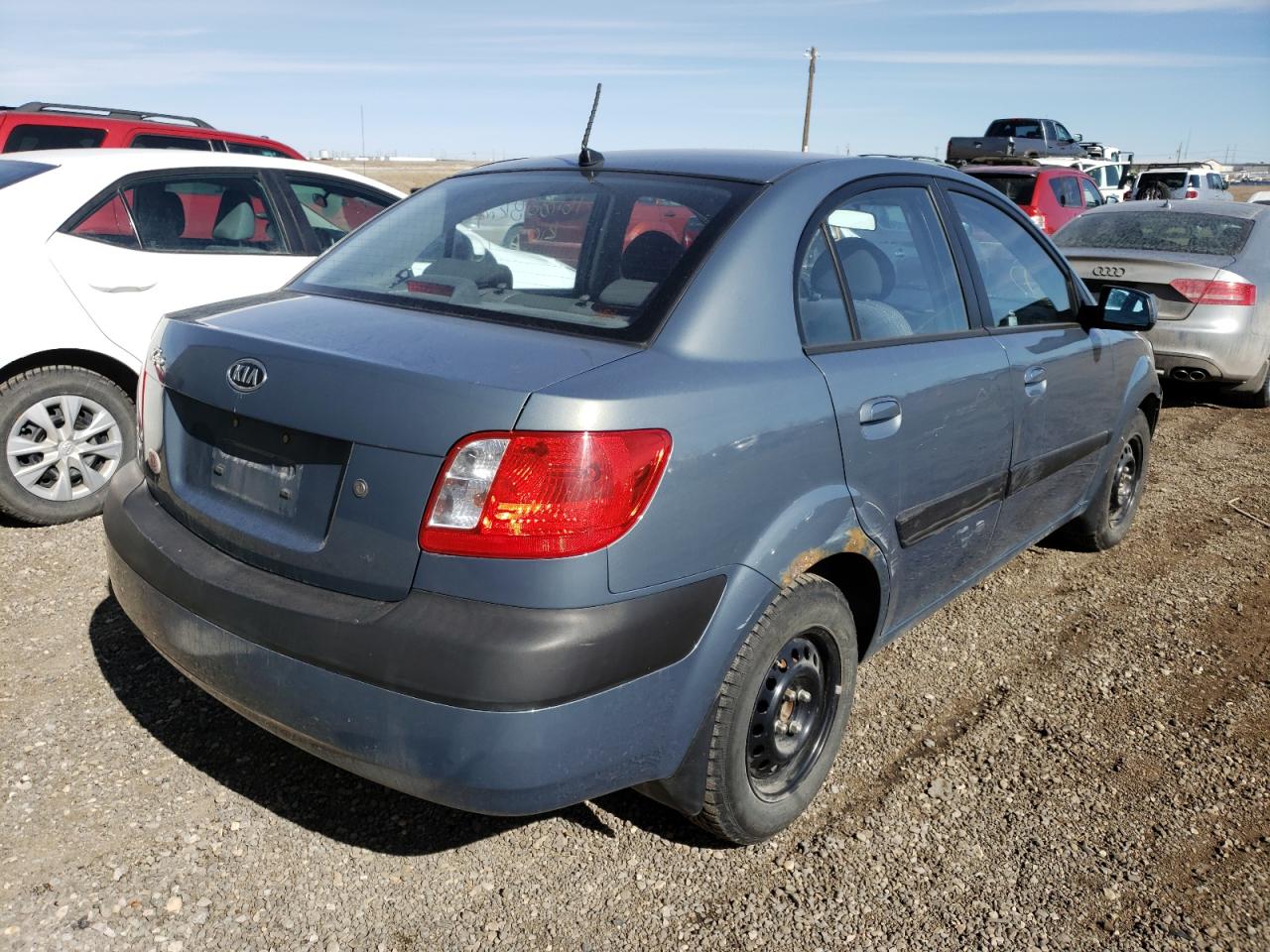 Photo 4 from auction – 2008 KIA RIO BASE with VIN KNADE123586422917