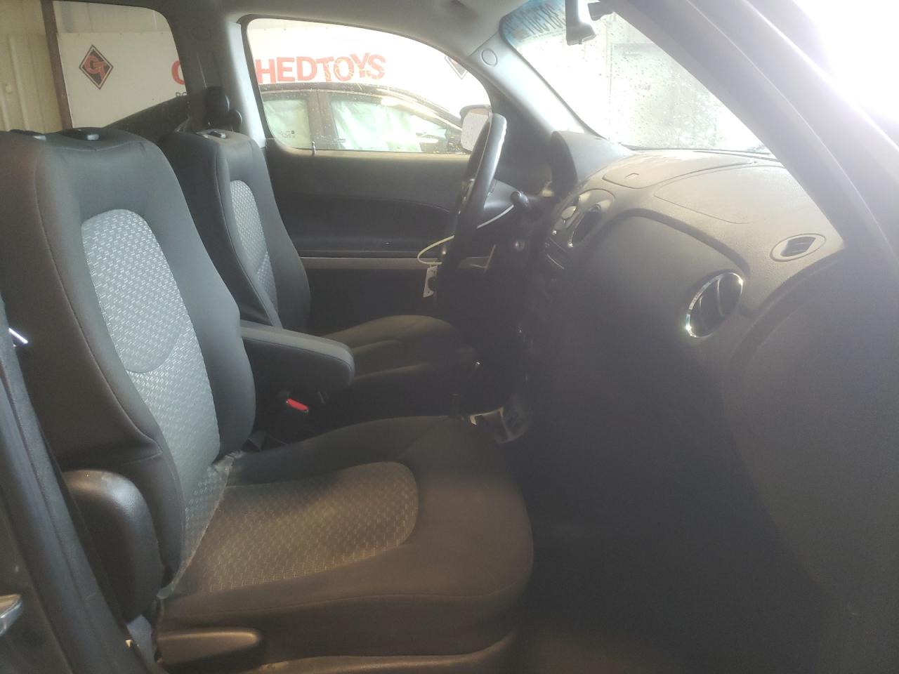 Photo 5 from auction – 2008 CHEVROLET HHR LS with VIN 3GNCA13D08S722224