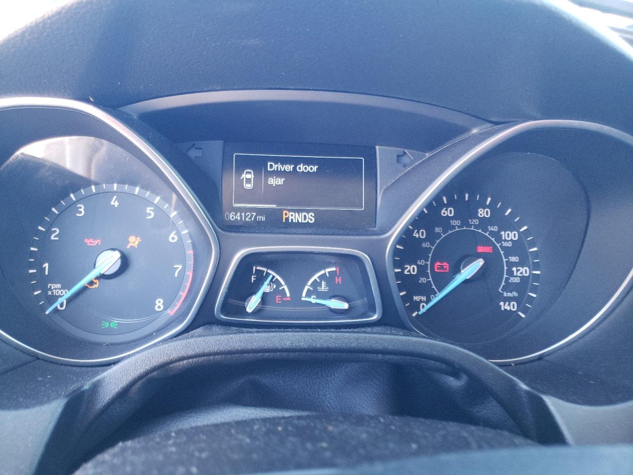 Photo 8 from auction – 2015 FORD FOCUS SE with VIN 1FADP3F28FL241177