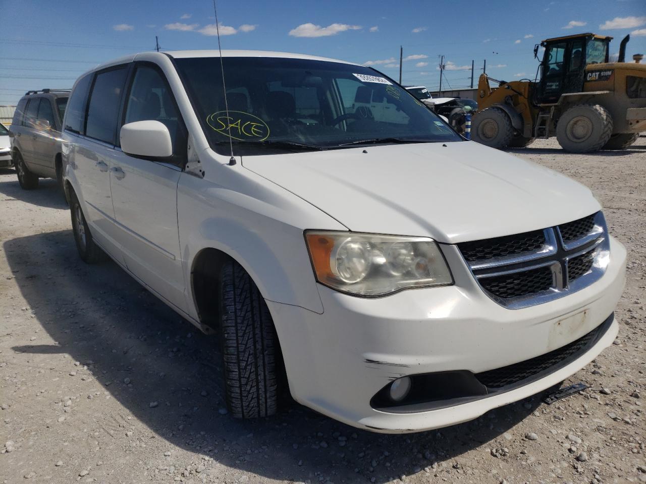 DODGE GRAND CARA 2012 con VIN 2C4RDGDG1CR107645 - Foto de la subasta