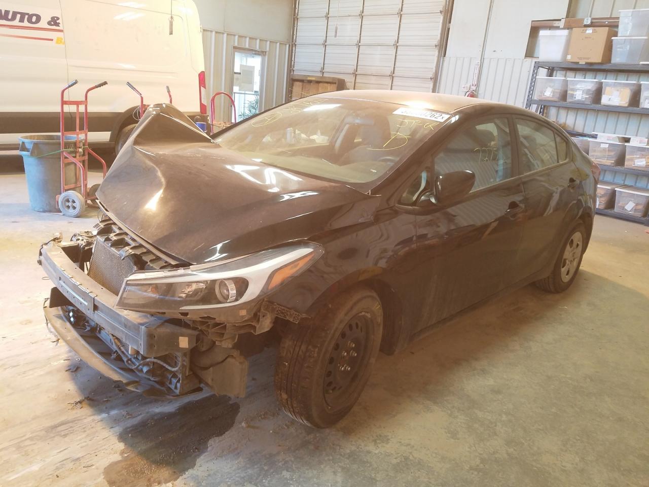 Photo 2 from auction – 2018 KIA FORTE LX with VIN 3KPFK4A72JE219039