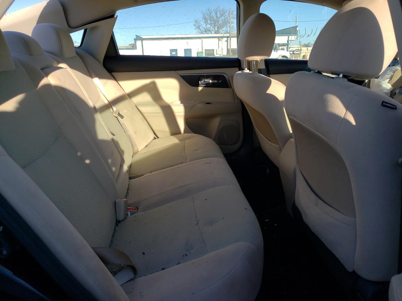 Photo 6 from auction – 2015 NISSAN ALTIMA 2.5 with VIN 1N4AL3AP2FC112367