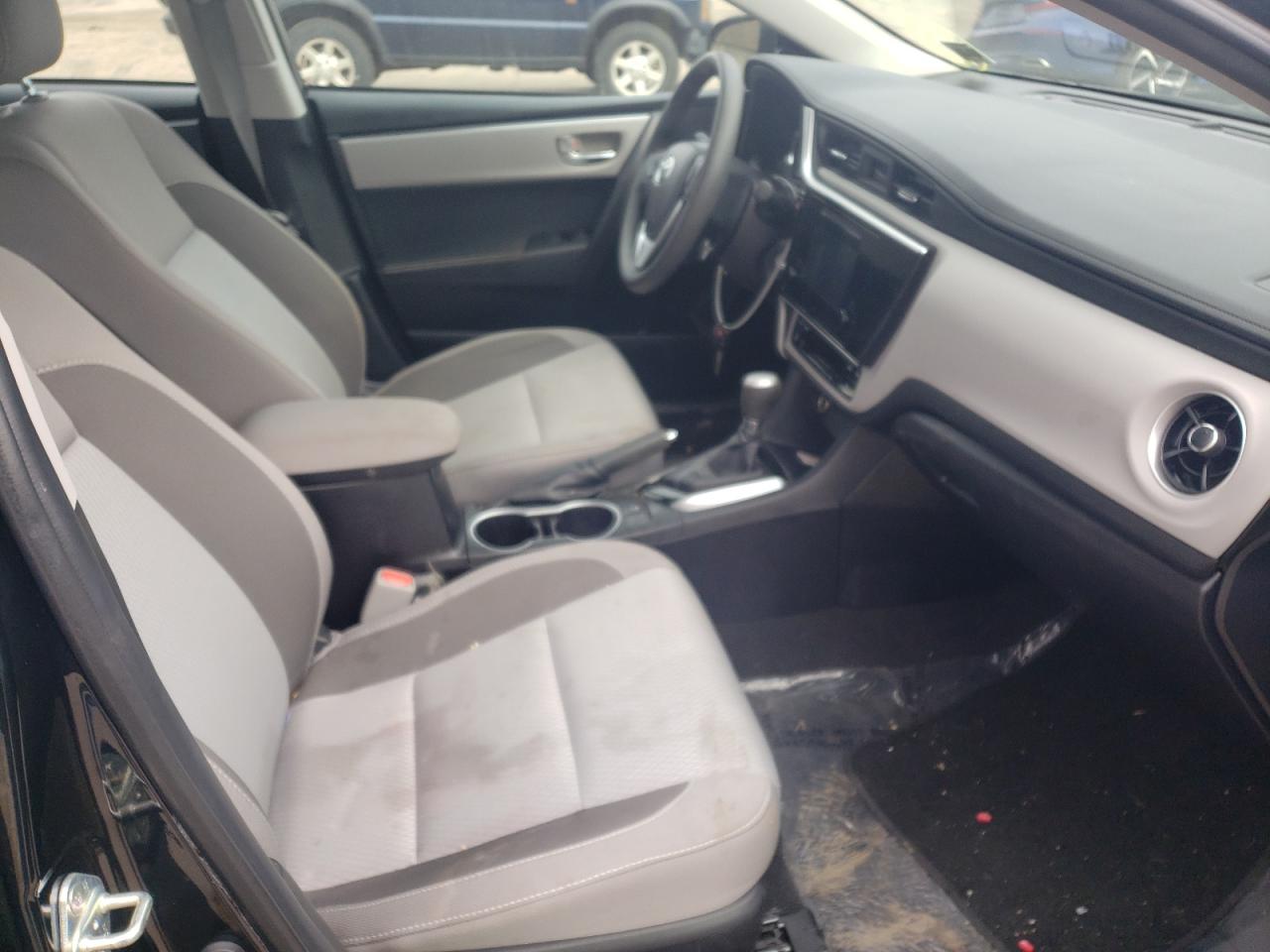 Photo 5 from auction – 2019 TOYOTA COROLLA L with VIN 2T1BURHE6KC130150