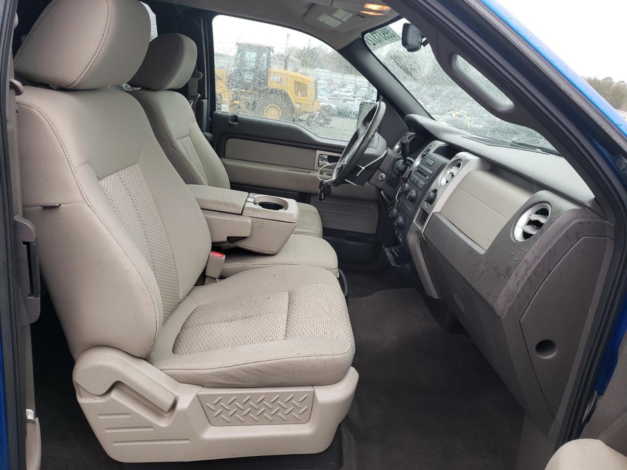 Photo 5 from auction – 2009 FORD F150 SUPER with VIN 1FTRX128X9FB26064