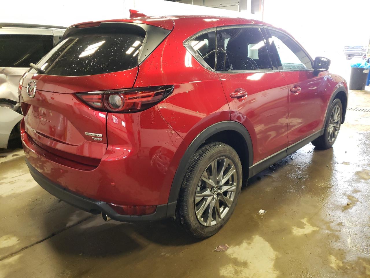 Photo 4 from auction – 2021 MAZDA CX-5 SIGNA with VIN JM3KFBEY0M0345530
