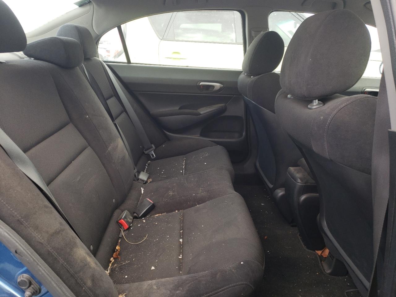 Photo 6 from auction – 2011 HONDA CIVIC LX-S with VIN 2HGFA1F68BH544545