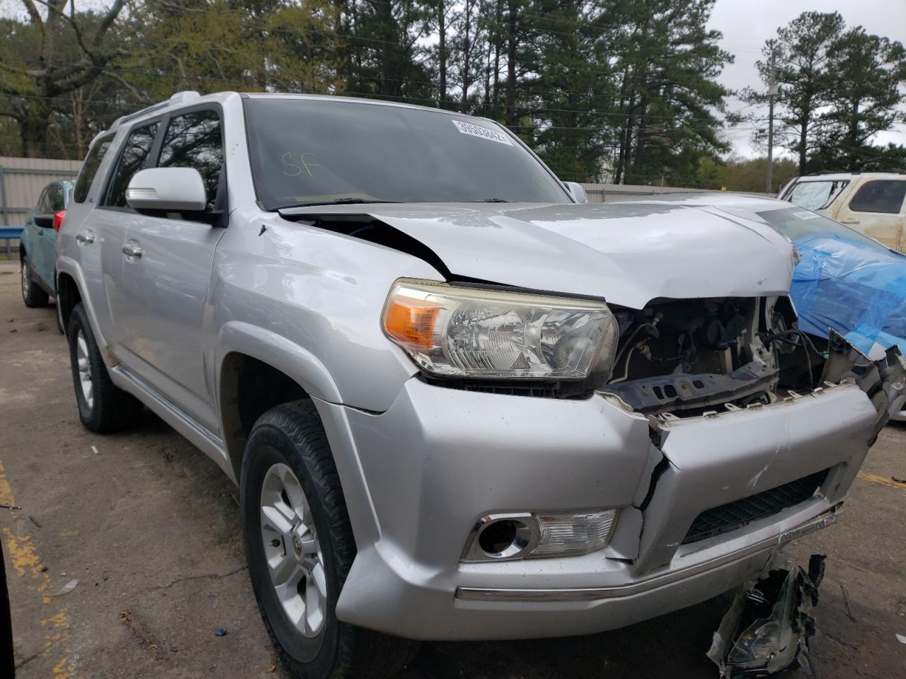 TOYOTA 4RUNNER SR 2012 with VIN JTEZU5JR1C5036840 - Photo from auction