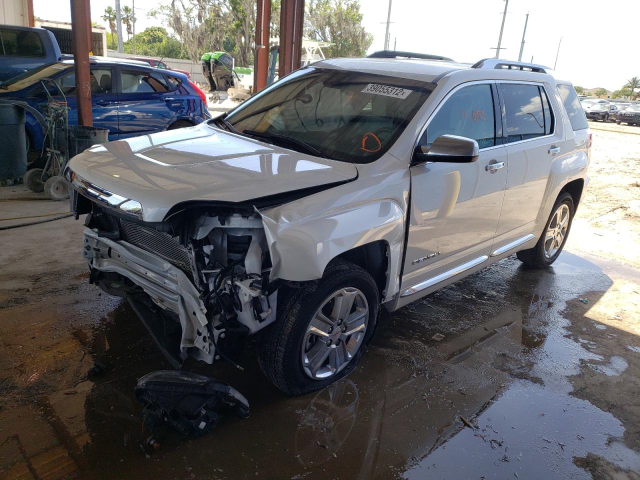 Photo 2 from auction – 2017 GMC TERRAIN DE with VIN 2GKALREK7H6178392