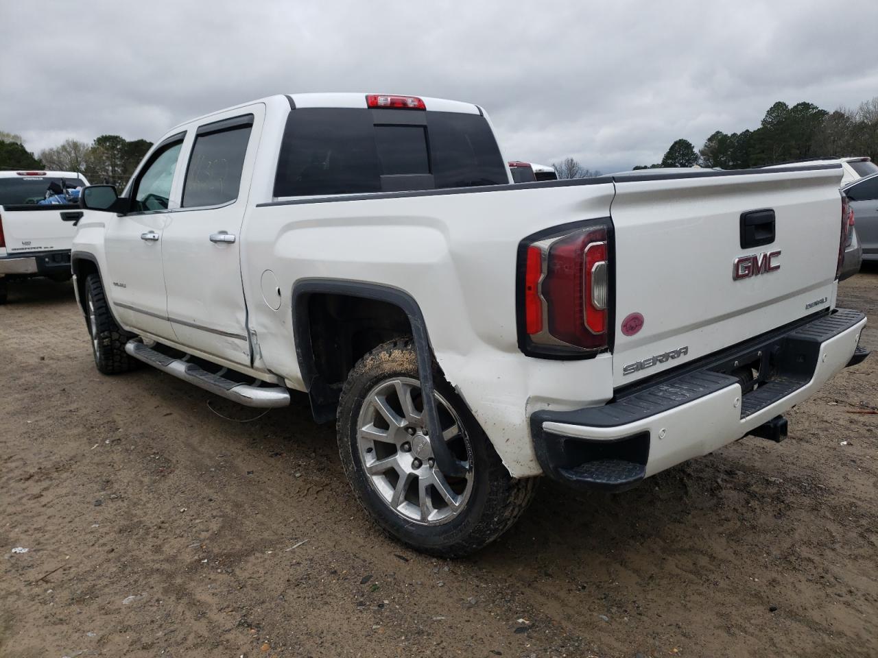 Zdjęcie 3 z aukcji – 2018 GMC SIERRA K15 z VIN 3GTU2PEC8JG273532