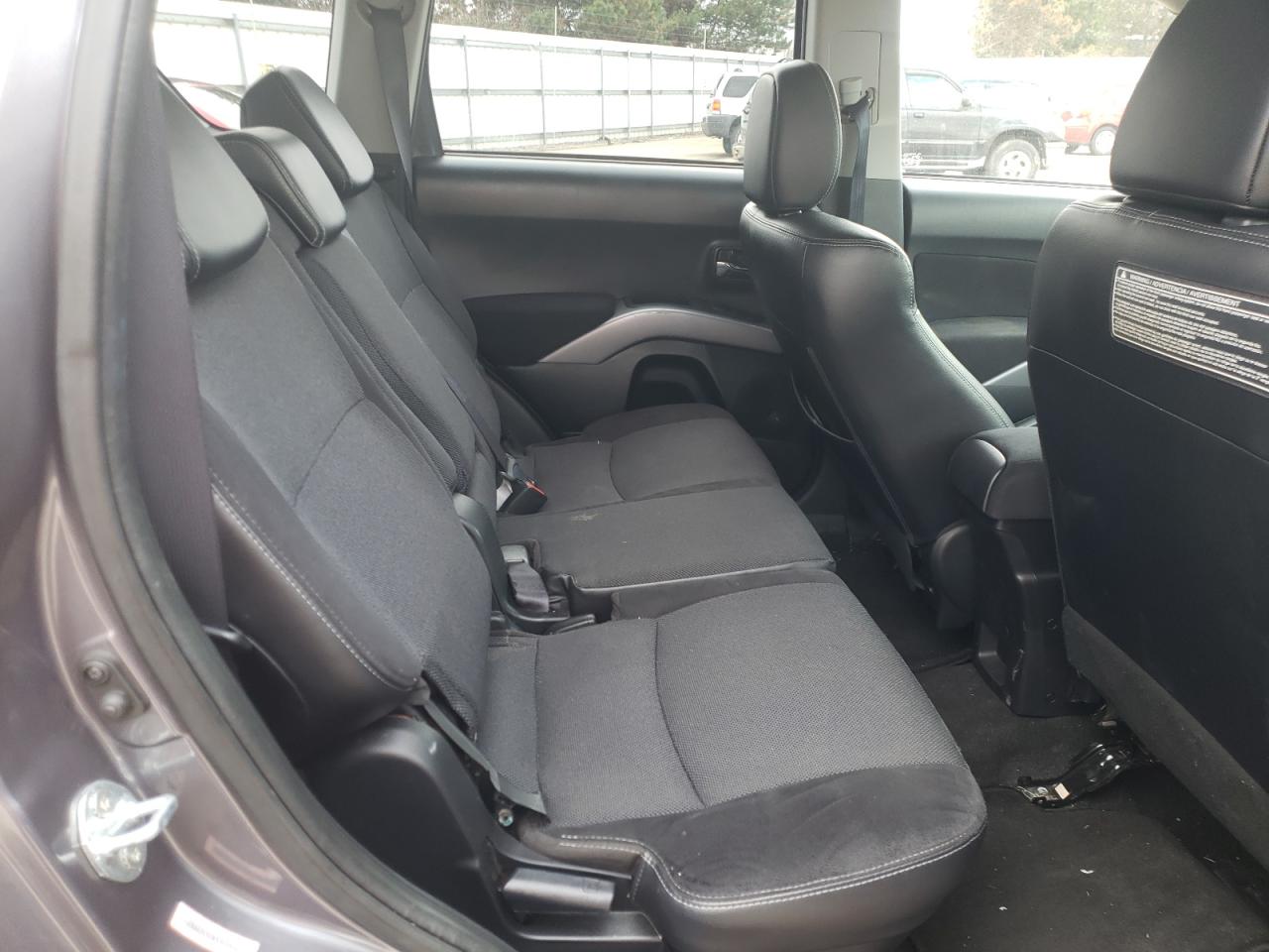 Photo 6 from auction – 2009 MITSUBISHI OUTLANDER with VIN JA4LS31WX9Z004376