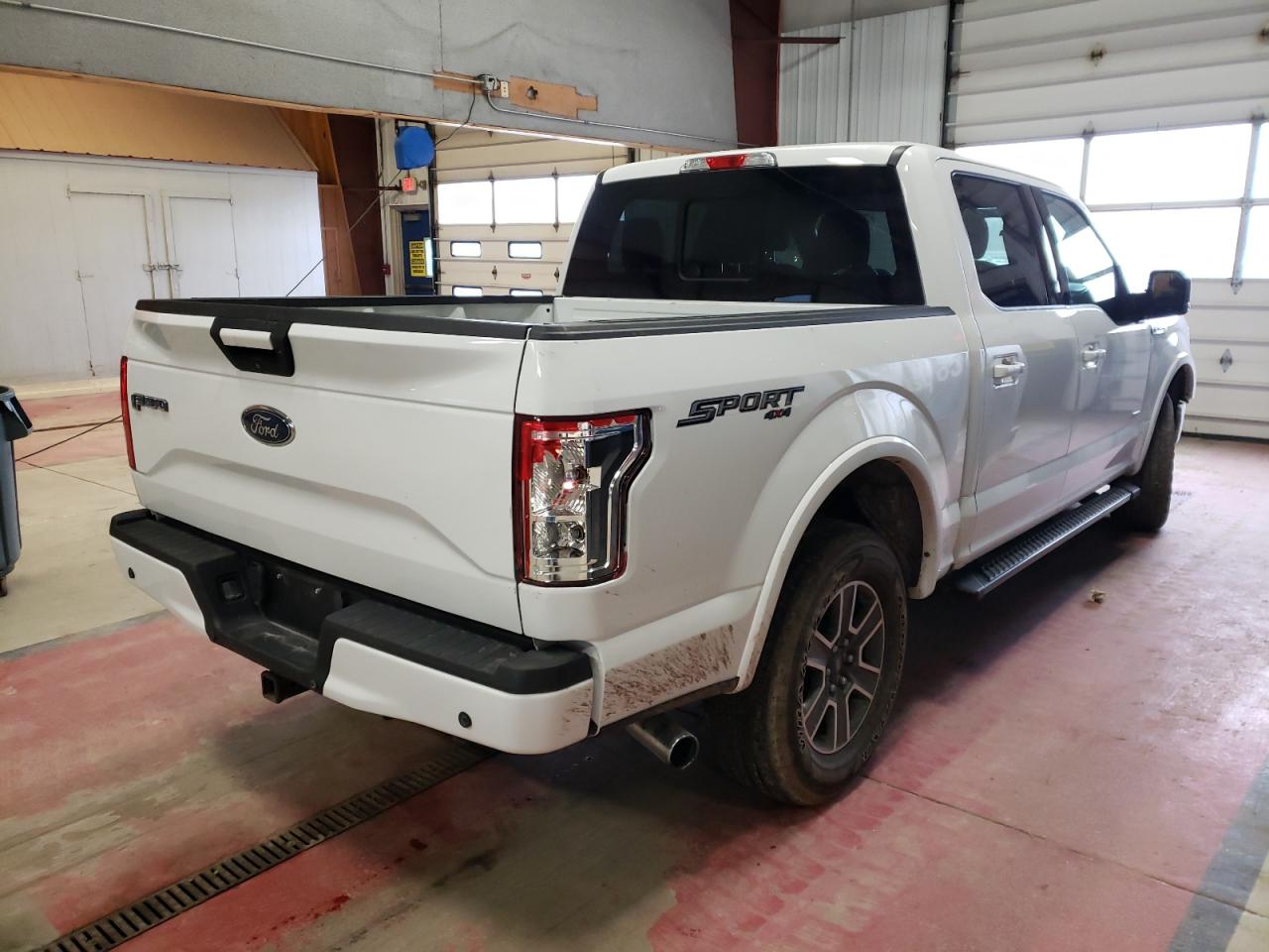 Photo 4 from auction – 2016 FORD F150 SUPER with VIN 1FTEW1EP3GFD36877