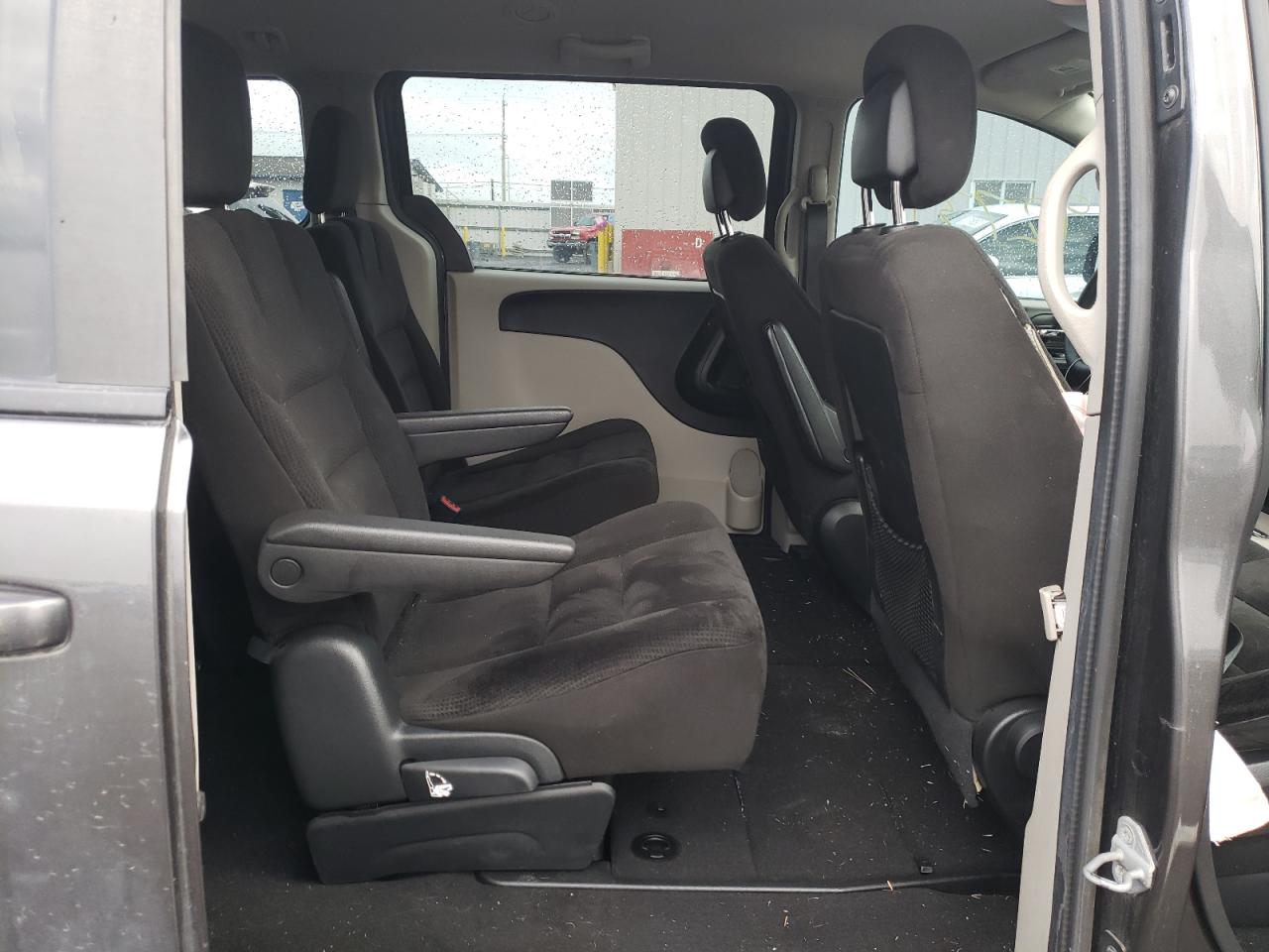 Photo 6 from auction – 2016 DODGE GRAND CARA with VIN 2C4RDGCG8GR339649