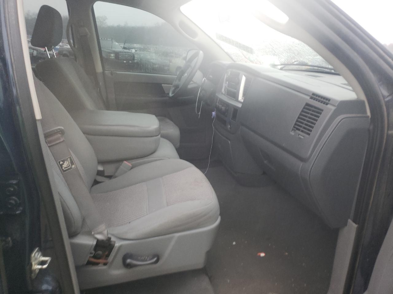 Photo 5 from auction – 2007 DODGE RAM 1500 S with VIN 1D7HA18P77J629952