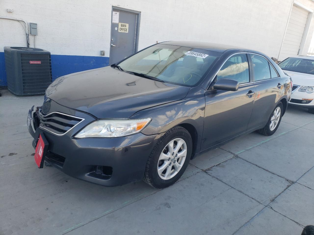 Photo 2 from auction – 2011 TOYOTA CAMRY BASE with VIN 4T1BF3EK5BU134755