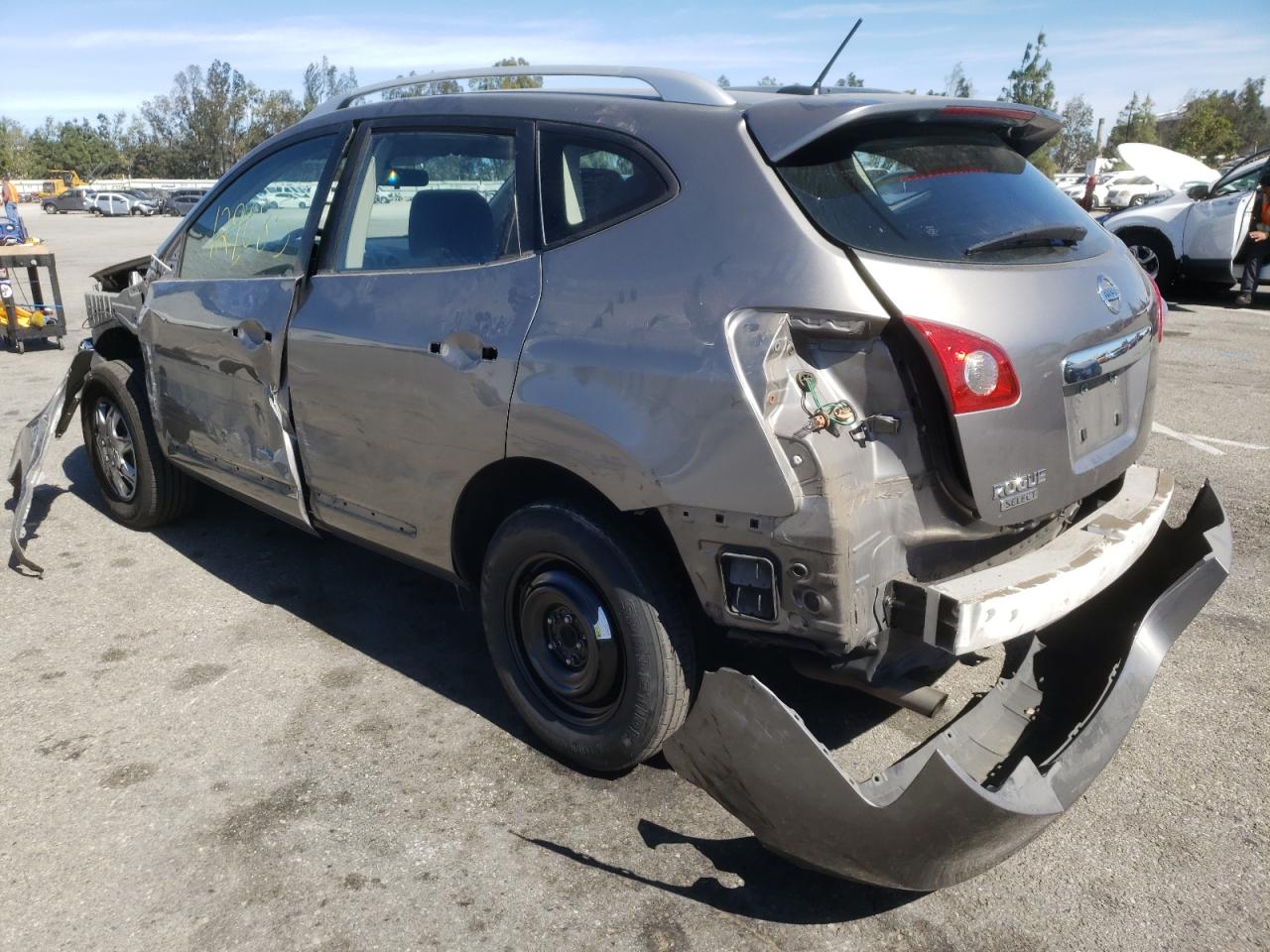Photo 3 from auction – 2014 NISSAN ROGUE SELE with VIN JN8AS5MT4EW620245