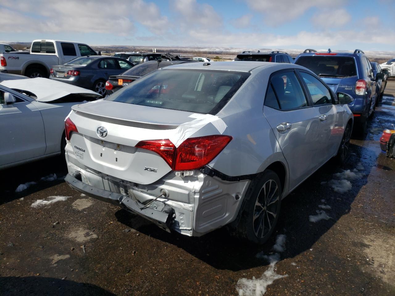 Photo 4 from auction – 2017 TOYOTA COROLLA L with VIN 2T1BURHE3HC904167
