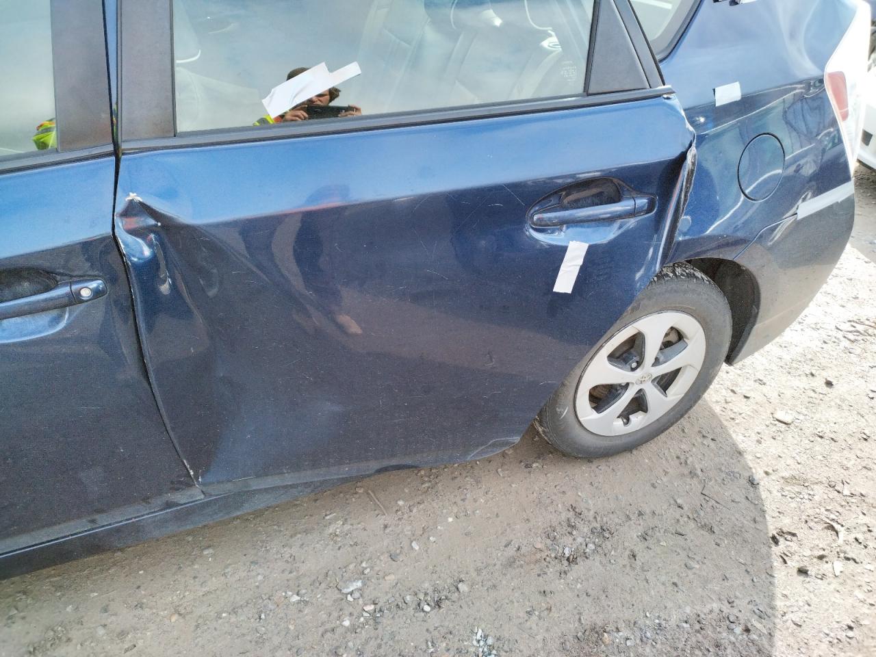 Photo 9 from auction – 2014 TOYOTA PRIUS with VIN JTDKN3DU6E1735432