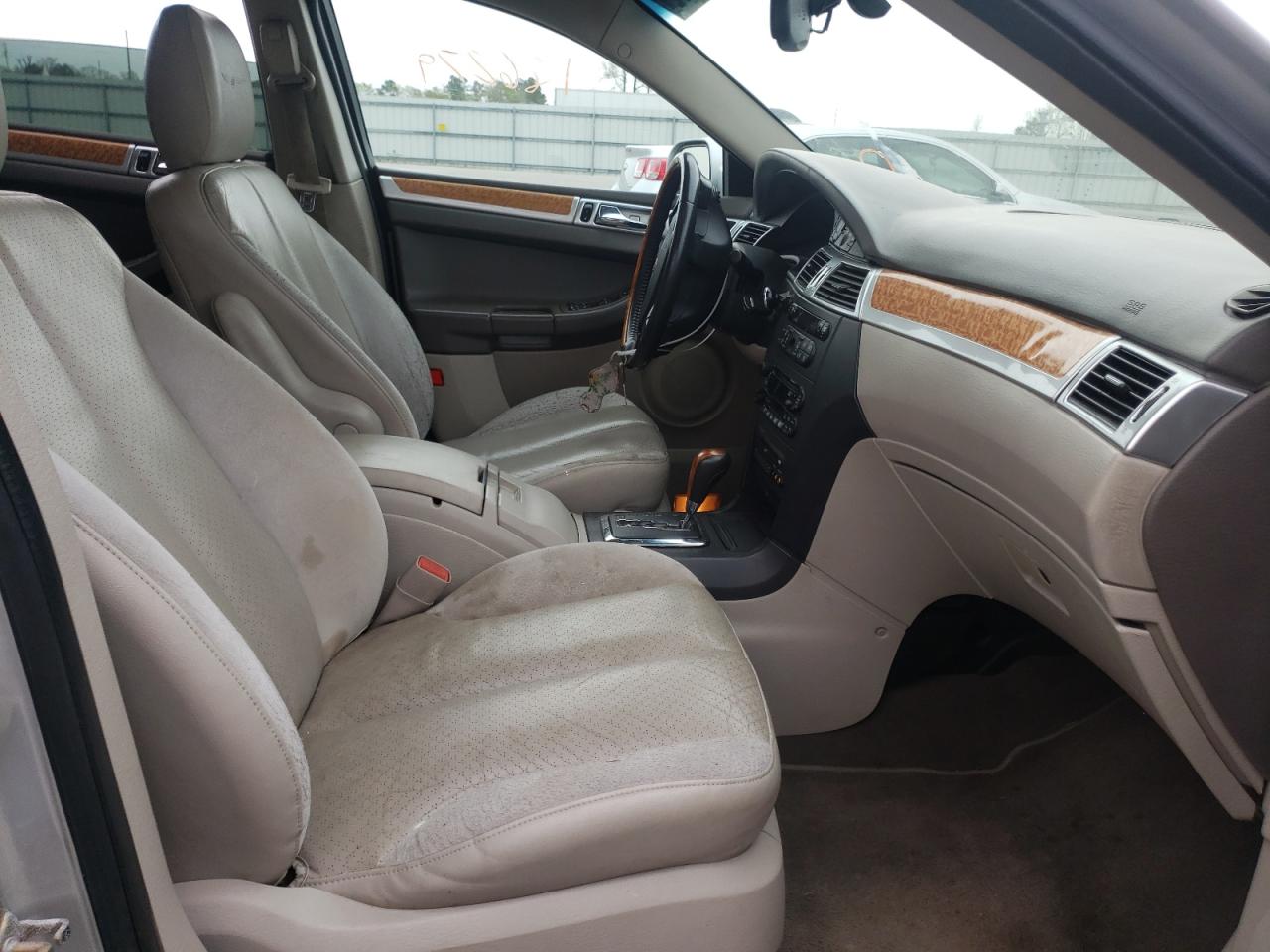 Photo 5 from auction – 2005 CHRYSLER PACIFICA L with VIN 2C8GF78405R587860