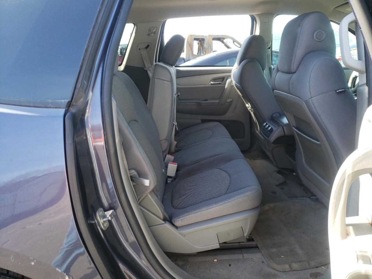 Photo 6 from auction – 2013 CHEVROLET TRAVERSE L with VIN 1GNKVFED9DJ233231